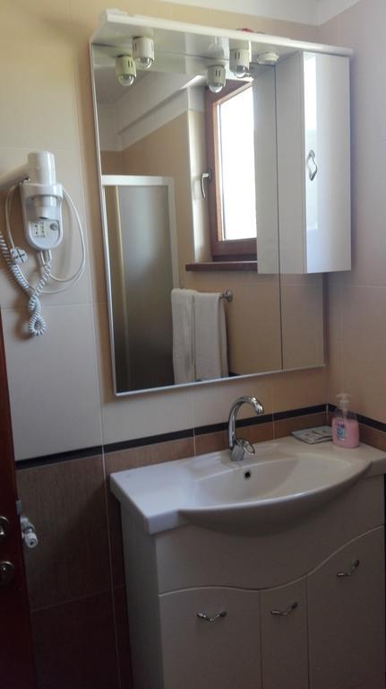 Pensiunea Balan Piatra Neamţ Oda fotoğraf