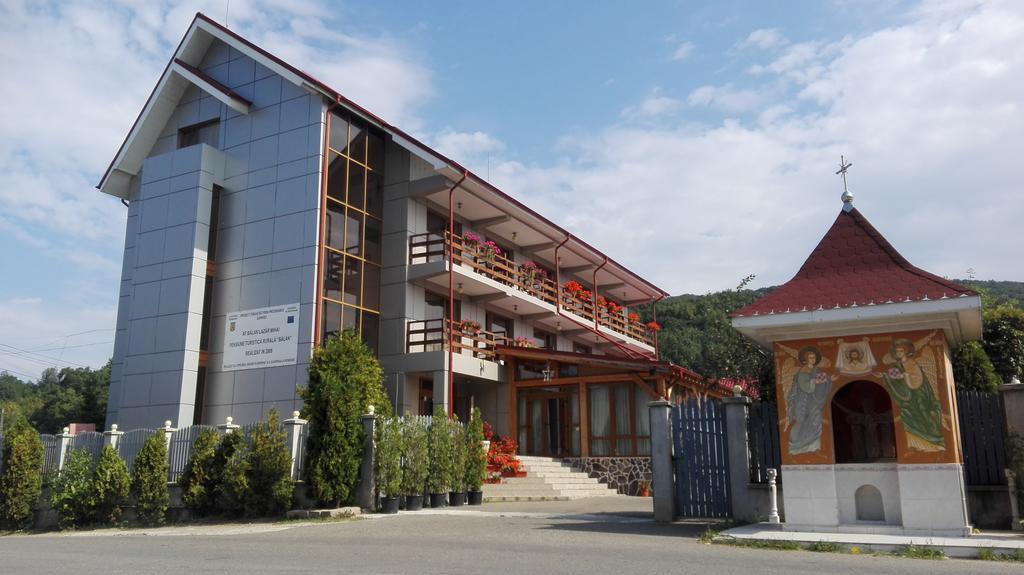Pensiunea Balan Piatra Neamţ Dış mekan fotoğraf